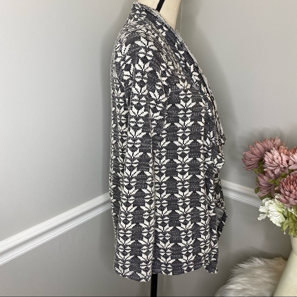 KUT FROM THE KLOTH Black White open waterfall cardigan sweater - Picture 9 of 10